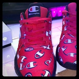 I don’t wear them  size 11 men wore once